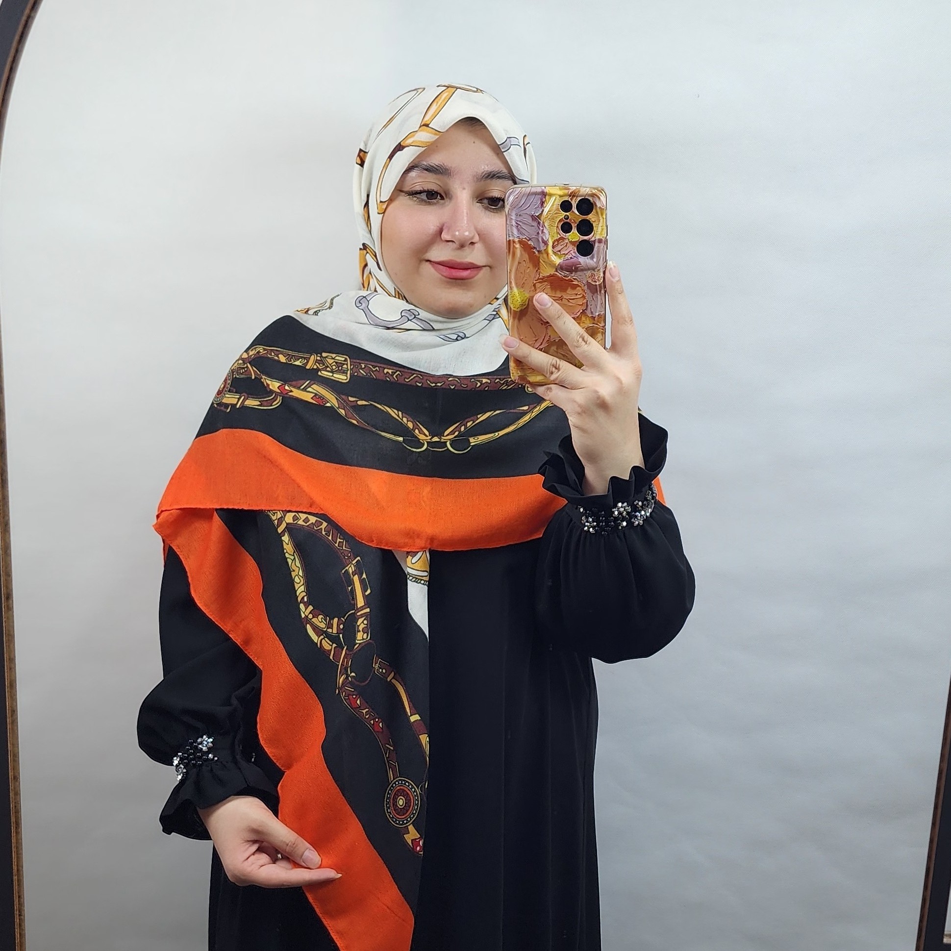 روسری سیااسکارف وارداتی اورجینال طرح ابریشم زنجیری