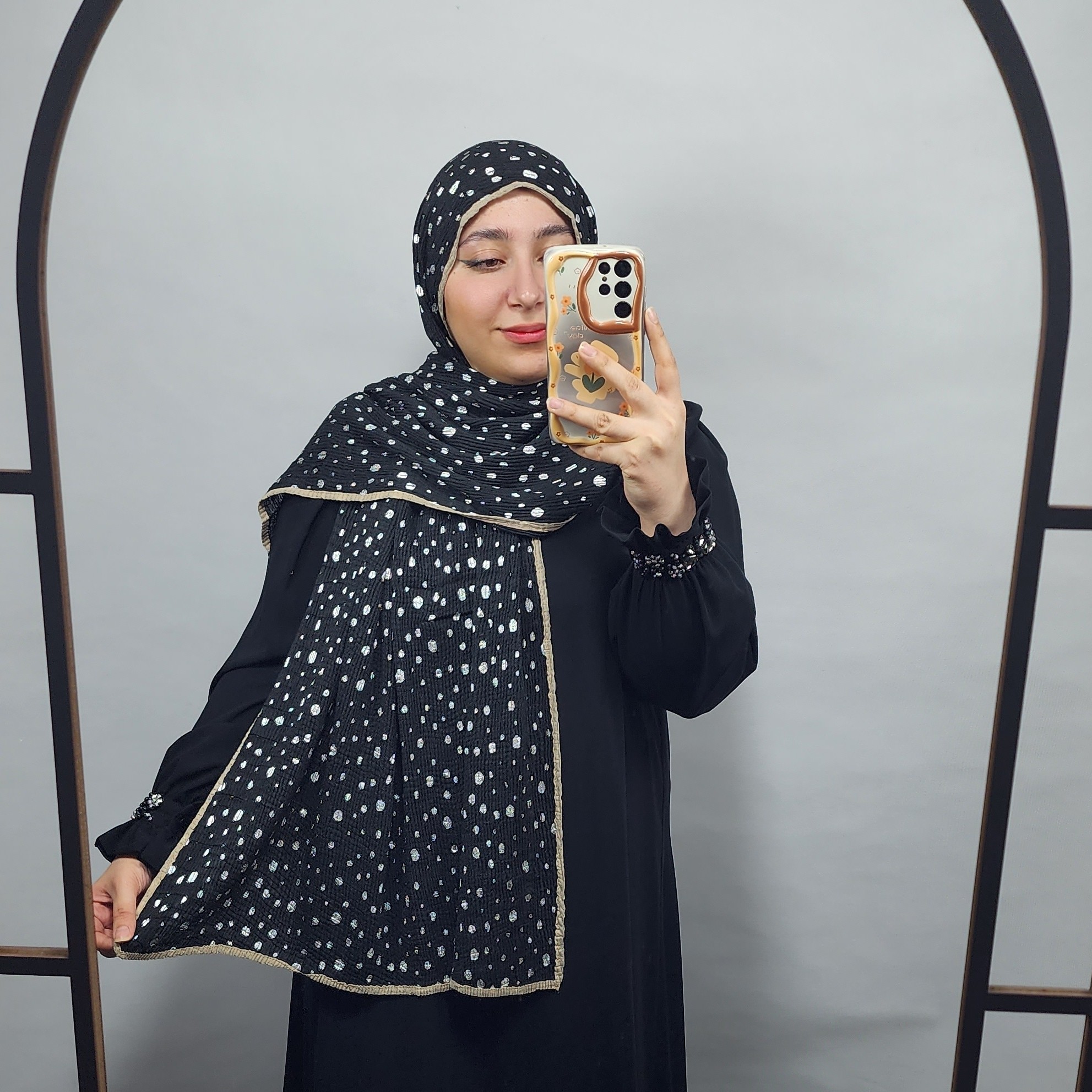 شال مشکی پلیسه پاییزی نقره کوب