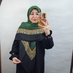 روسری سیااسکارف وارداتی اورجینال طرح ابریشم