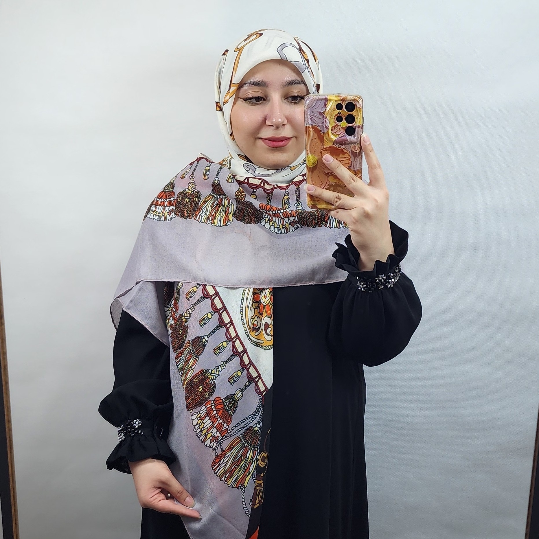 روسری سیااسکارف وارداتی اورجینال طرح ابریشم زنجیری