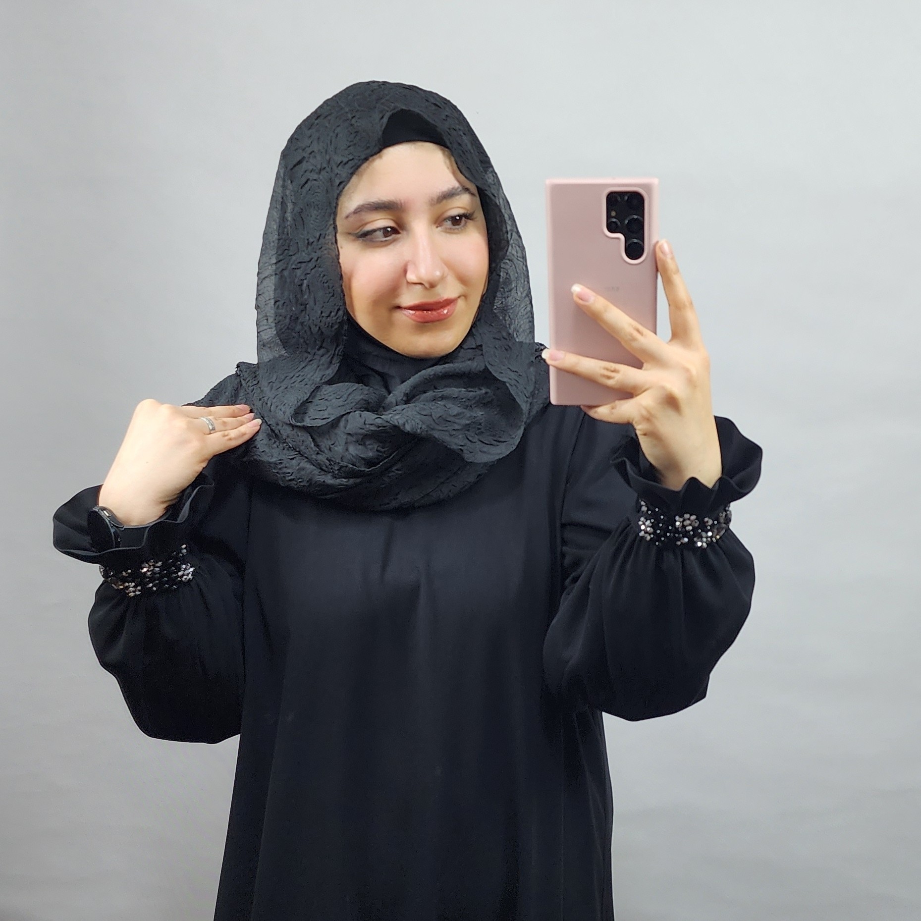 شال مشکی مجلسی حریر ابریشم پفکی 3 بعدی وارداتی