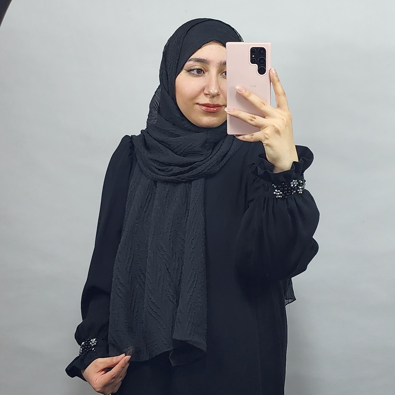 شال مشکی مجلسی حریر ابریشم پفکی 3 بعدی وارداتی