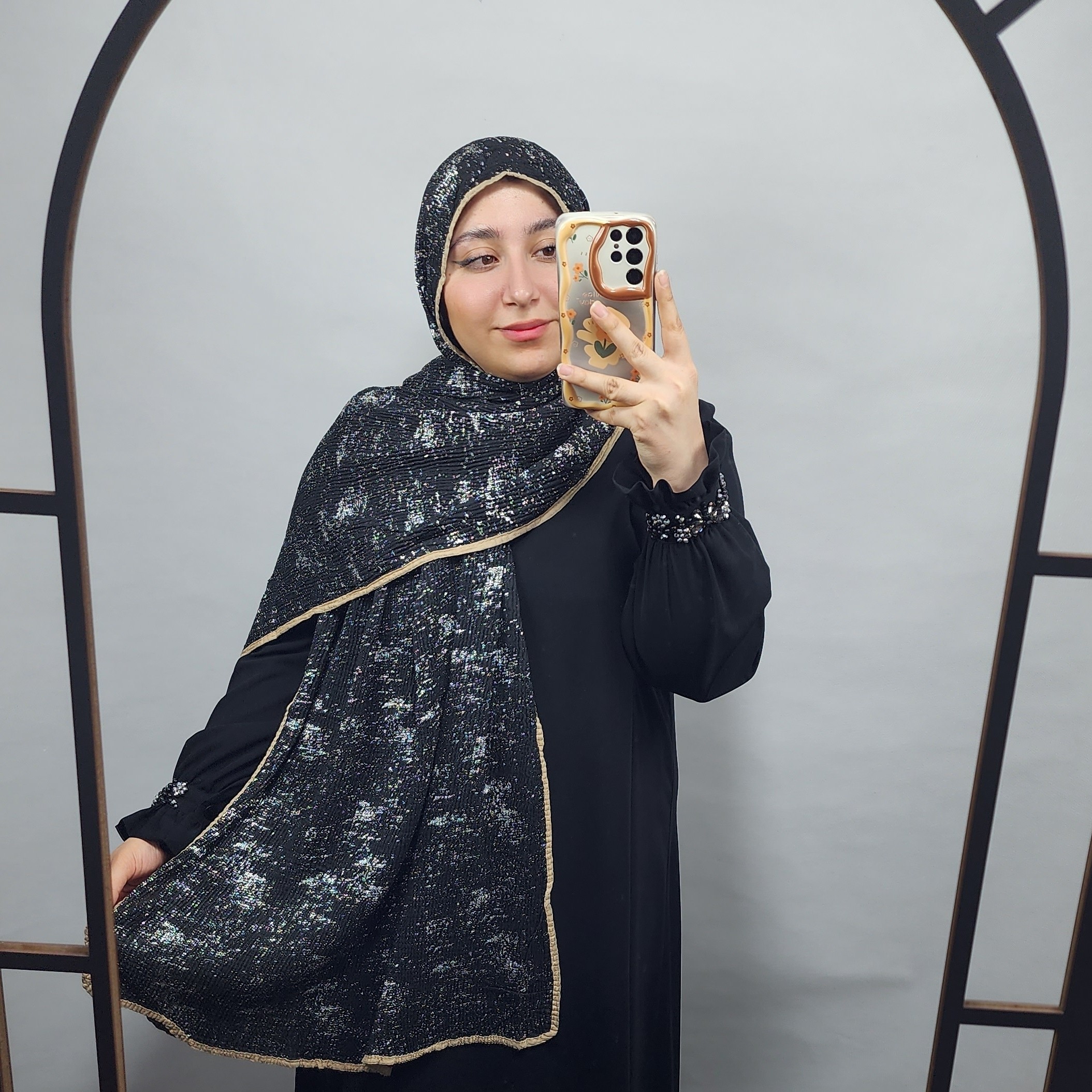 شال مشکی پلیسه پاییزی نقره کوب