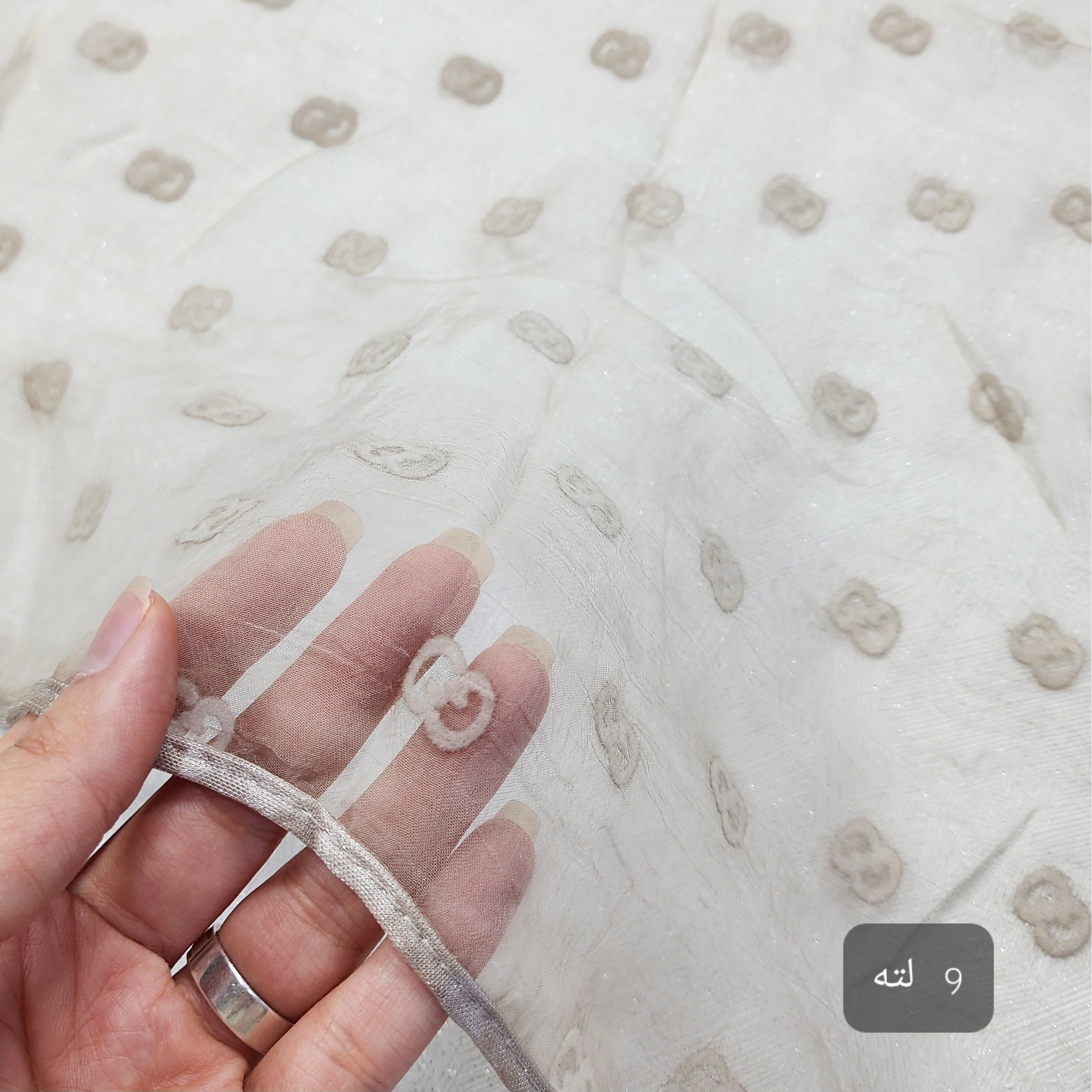 روسری حریر ابریشم مخمل کوب دورگان وارداتی قواره 80