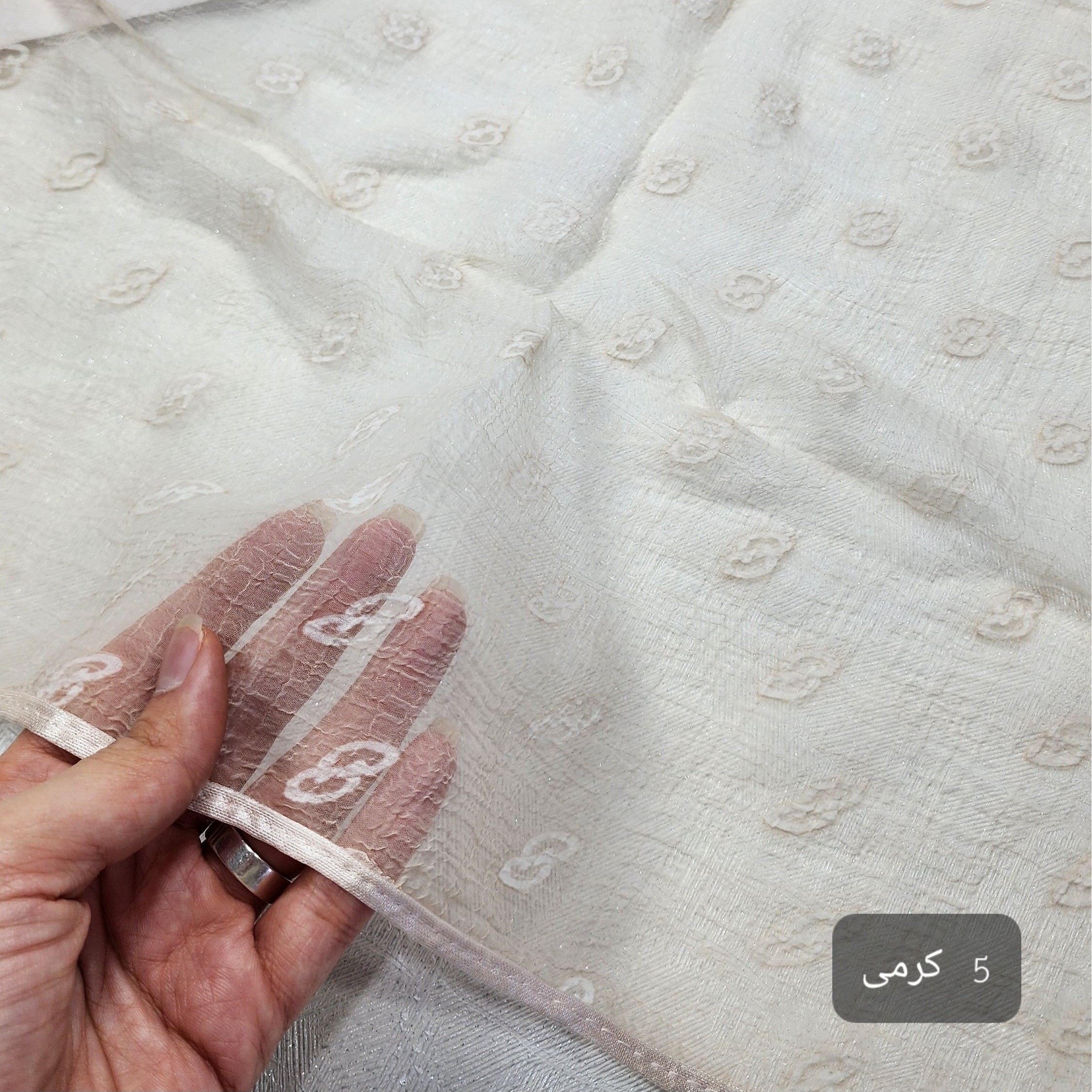 روسری حریر ابریشم مخمل کوب دورگان وارداتی قواره 80